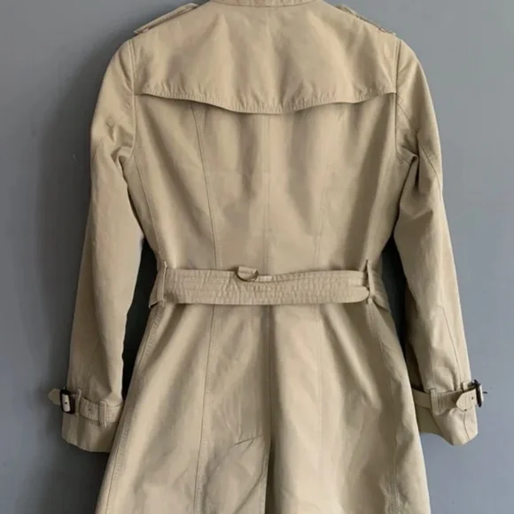 Authentic Burberry trench coat the Sandringham US 8 - Picture 2 of 12